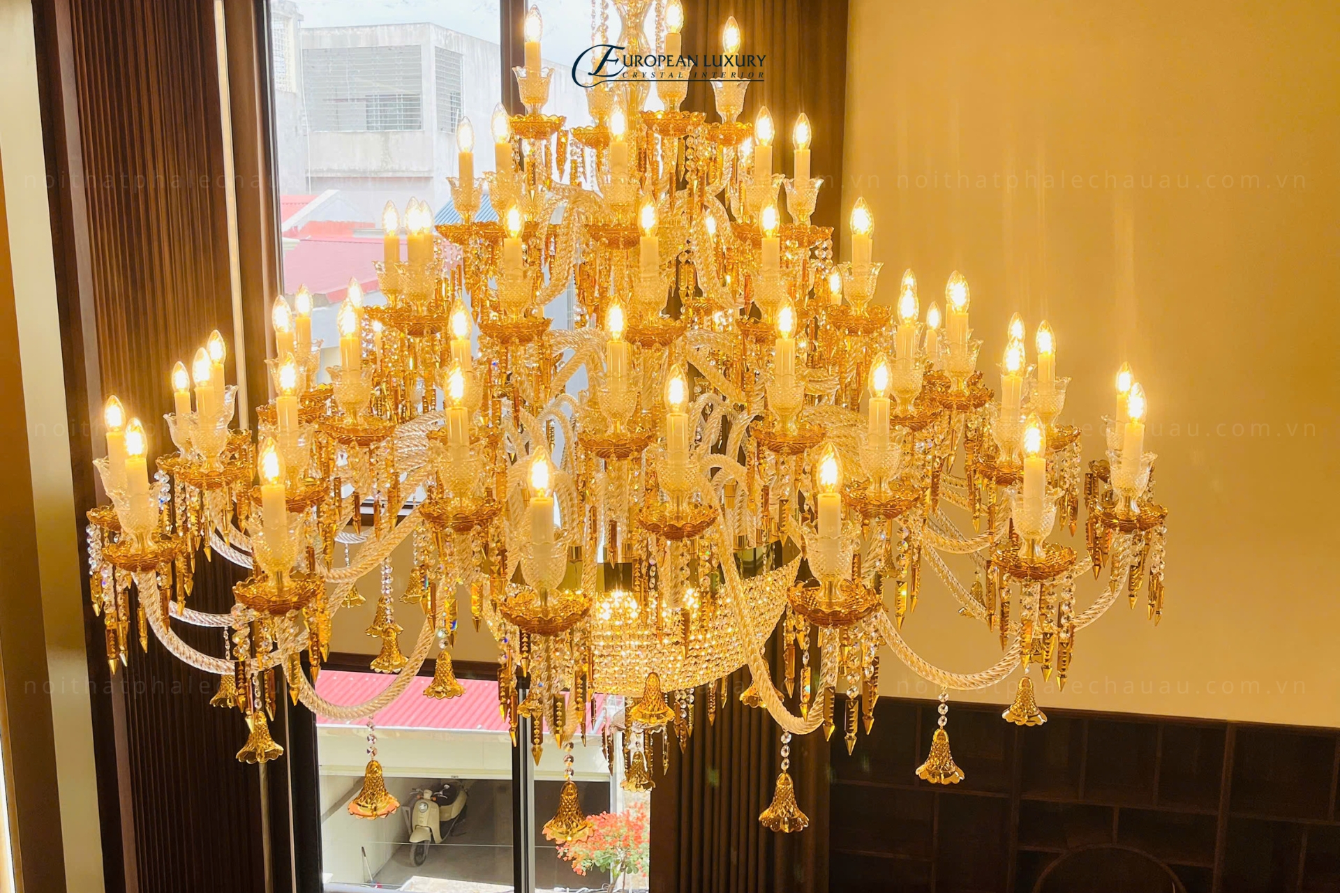 mỗi chiếc đèn chùm GRANDE không thể sản xuất đại trà, mà mang giá trị sưu tầm rõ rệt.